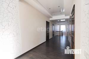 Коттедж 450м², 2-этажный, участок 10 сот.  