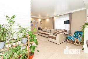 Дом 190м&sup2;, 2-этажный, участок 5 сот.  