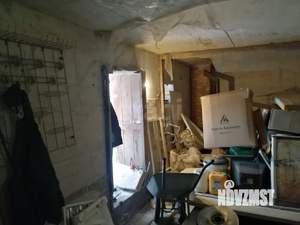 Дом 180м&sup2;, 3-этажный, участок 8 сот.  