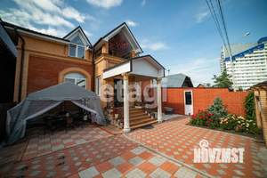 Дом 443м&sup2;, 2-этажный, участок 6 сот.  