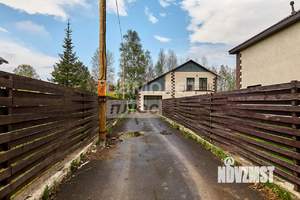 Дом 142м², 2-этажный, участок 10 сот.  