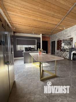 Дом 225м², 2-этажный, участок 8 сот.  