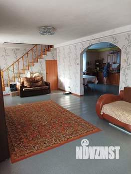 Дом 145м², 2-этажный, участок 15 сот.  