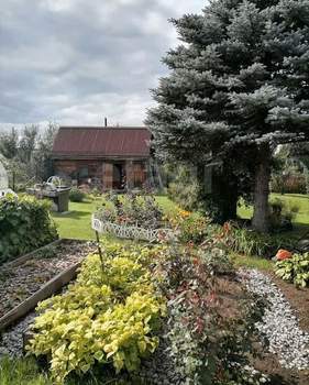 Дом 25м&sup2;, 2-этажный, участок 4 сот.  