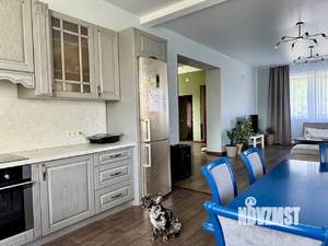 Дом 260м&sup2;, 2-этажный, участок 10 сот.  