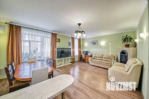 Таунхаус 189м², 3-этажный, участок 5 сот.  