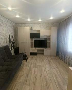 Дом 43м&sup2;, 2-этажный, участок 3 сот.  