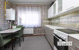 Дом 59м&sup2;, 2-этажный, участок 10 сот.  