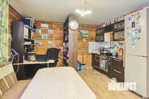 Дом 71м&sup2;, 2-этажный, участок 10 сот.  