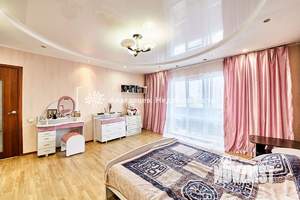 Дом 211м², 2-этажный, участок 9 сот.  