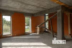 Дом 300м&sup2;, 2-этажный, участок 9 сот.  