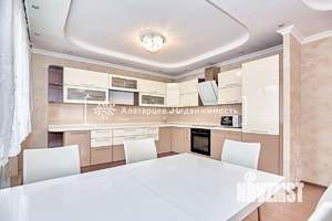 Дом 174м², 2-этажный, участок 4 сот.  