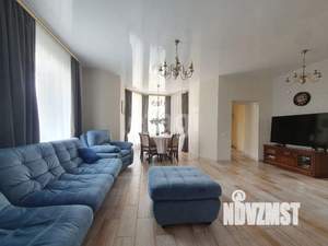 Дом 288м&sup2;, 3-этажный, участок 7 сот.  