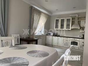 Дом 140м&sup2;, 3-этажный, участок 3 сот.  