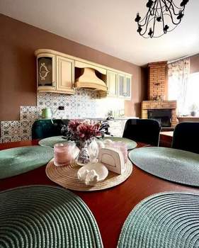 Дом 180м², 3-этажный, участок 2 сот.  