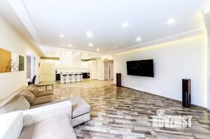 Дом 272м², 2-этажный, участок 27 сот.  