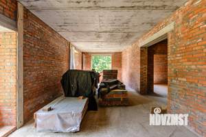 Коттедж 208м², 2-этажный, участок 9 сот.  