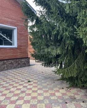 Дом 170м&sup2;, 3-этажный, участок 6 сот.  