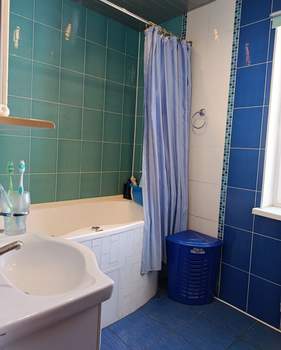 Дом 216м&sup2;, 2-этажный, участок 7 сот.  