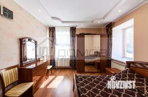 Коттедж 234м², 2-этажный, участок 15 сот.  