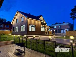 Дом 221м², 2-этажный, участок 9 сот.  