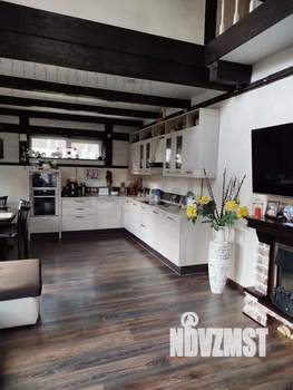 Дом 140м&sup2;, 2-этажный, участок 8 сот.  