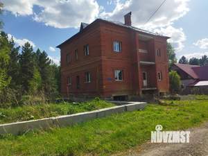 Таунхаус 191м², 3-этажный, участок 5 сот.  