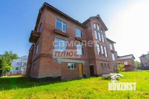 Дом 1109м², 3-этажный, участок 14 сот.  