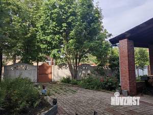Коттедж 3551м², 2-этажный, участок 10 сот.  