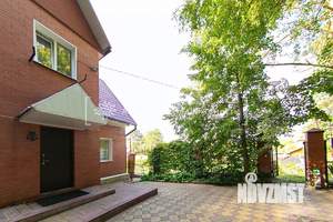 Дом 101м², 2-этажный, участок 10 сот.  