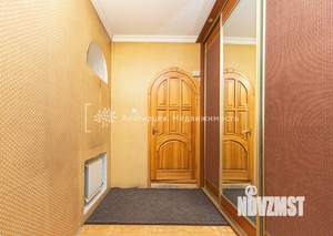 Коттедж 235м², 2-этажный, участок 20 сот.  