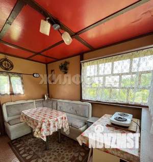 Дом 50м&sup2;, 2-этажный, участок 15 сот.  