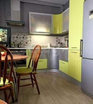 Дом 180м&sup2;, 2-этажный, участок 18 сот.  