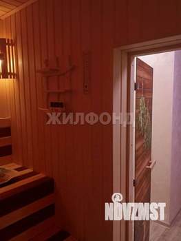 Коттедж 180м&sup2;, 2-этажный, участок 6 сот.  