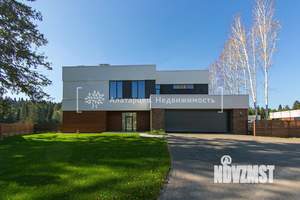 Дом 639м², 2-этажный, участок 52 сот.  