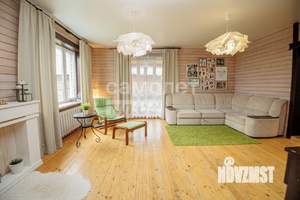 Дом 160м², 2-этажный, участок 10 сот.  