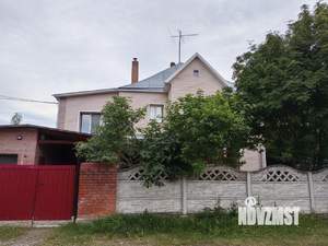 Коттедж 3551м², 2-этажный, участок 10 сот.  