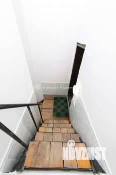 Дом 215м&sup2;, 3-этажный, участок 10 сот.  