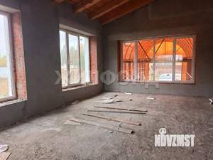 Дом 322м², 3-этажный, участок 10 сот.  