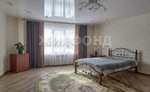 Дом 260м&sup2;, 2-этажный, участок 10 сот.  