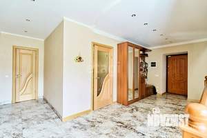 Коттедж 442м², 2-этажный, участок 10 сот.  