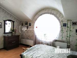 Дом 270м², 3-этажный, участок 10 сот.  