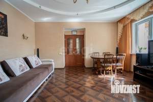 Дом 216м², 2-этажный, участок 7 сот.  