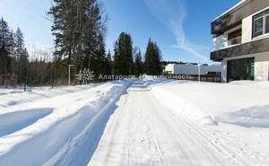 Дом 266м&sup2;, 2-этажный, участок 13 сот.  