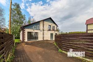 Дом 142м&sup2;, 2-этажный, участок 10 сот.  