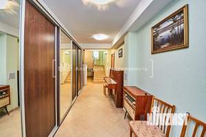 Таунхаус 189м², 3-этажный, участок 5 сот.  