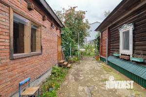 Дом 100м&sup2;, 1-этажный, участок 6 сот.  