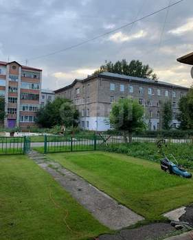 Дом 50м&sup2;, 2-этажный, участок 3 сот.  