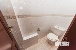 Коттедж 445м², 3-этажный, участок 7 сот.  
