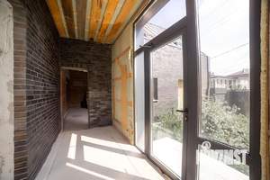 Дом 264м², 2-этажный, участок 14 сот.  